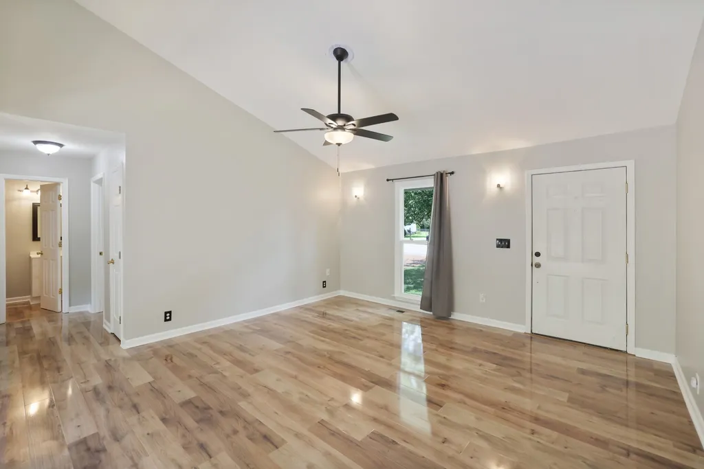 941 Harpeth Bend Drive Nashville TN 37221