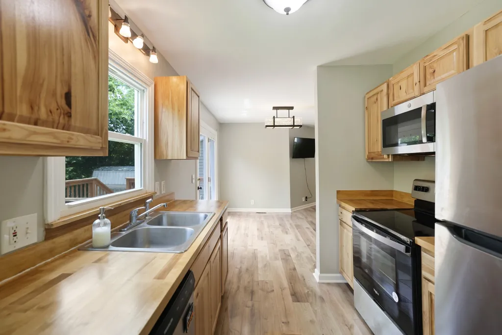 941 Harpeth Bend Drive Nashville TN 37221