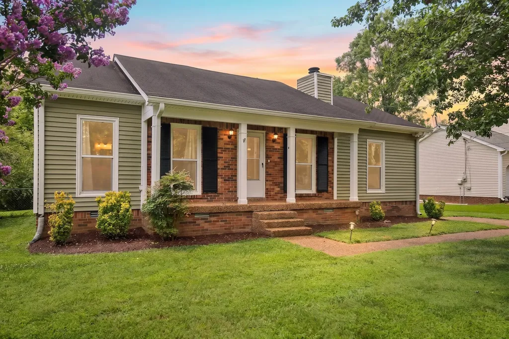 941 Harpeth Bend Drive Nashville TN 37221
