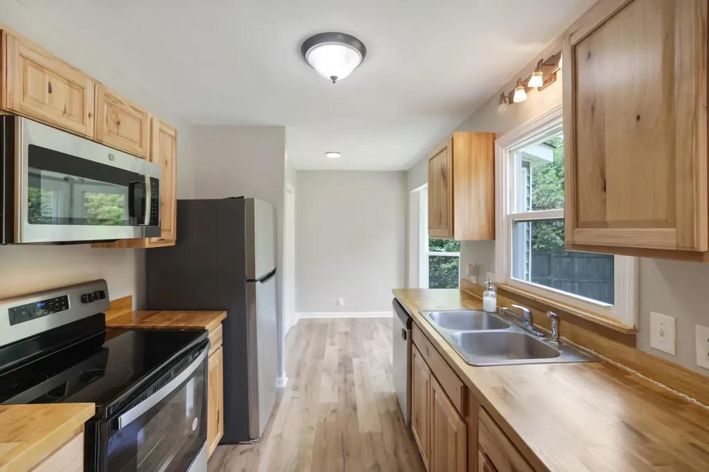 941 Harpeth Bend Drive Nashville TN 37221