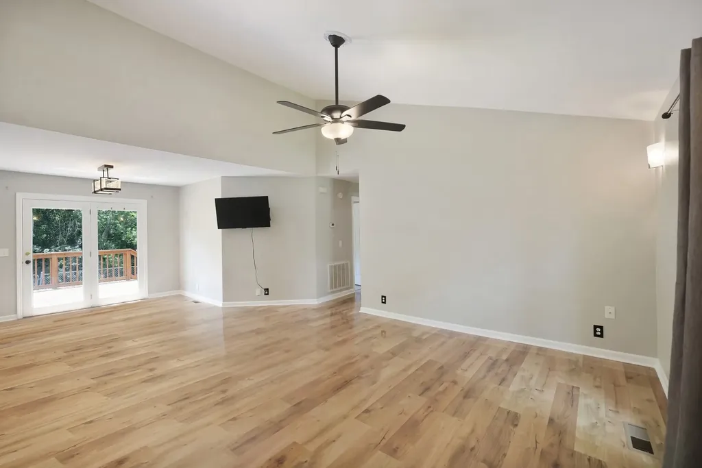 941 Harpeth Bend Drive Nashville TN 37221