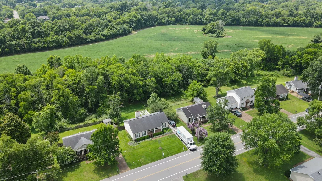 941 Harpeth Bend Drive Nashville TN 37221