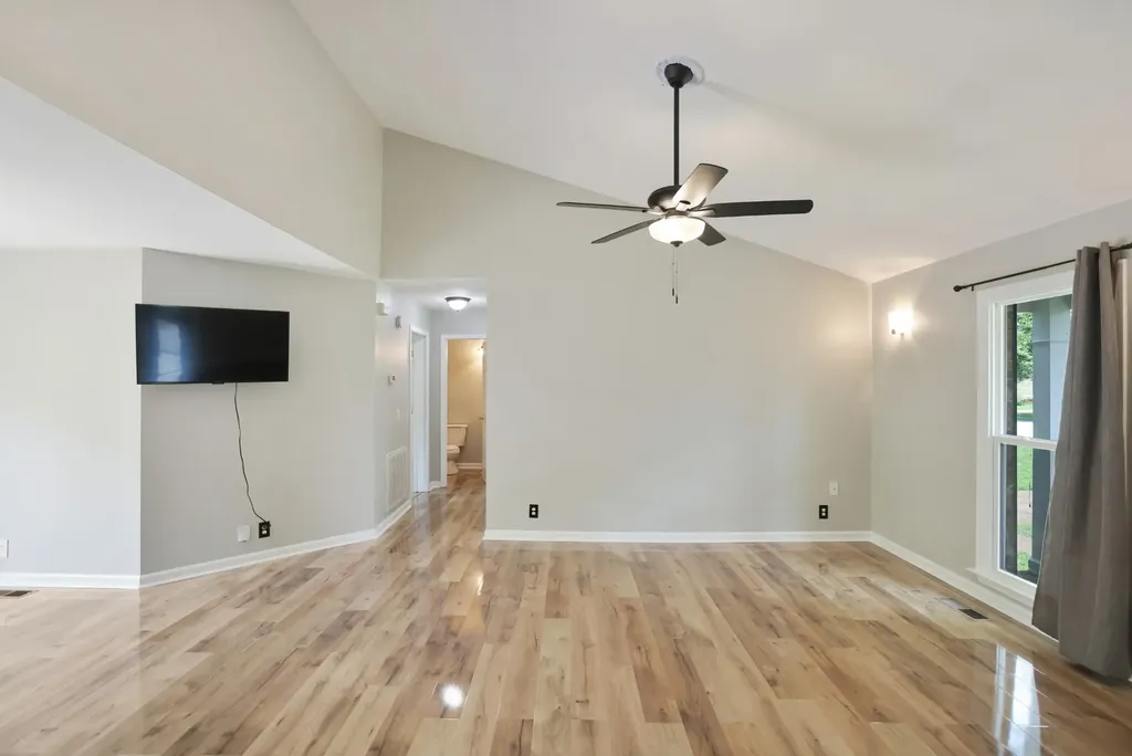 941 Harpeth Bend Drive Nashville TN 37221