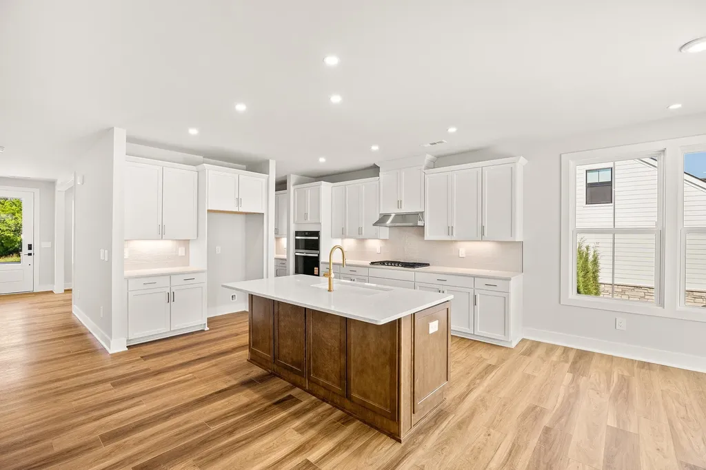 460 Tomlinson Pointe Drive Mount Juliet TN 37122