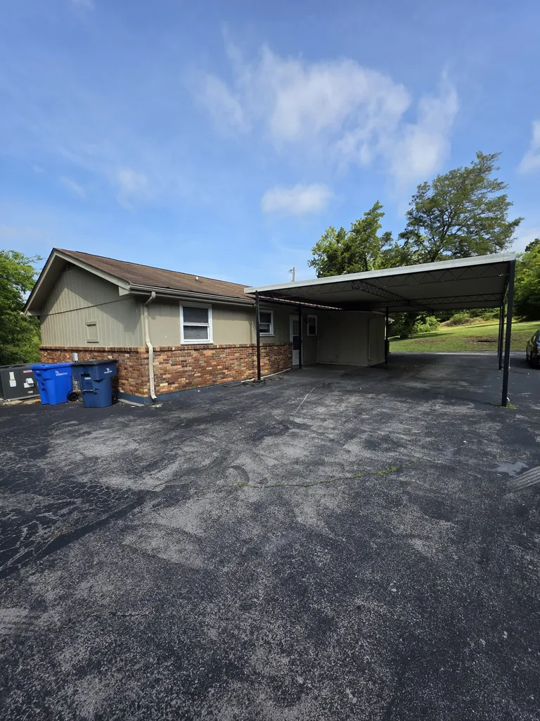 865 Louisville Highway Goodlettsville TN 37072