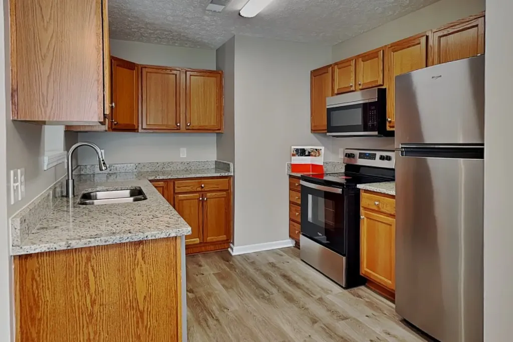 212 Dorchester Drive White House TN 37188