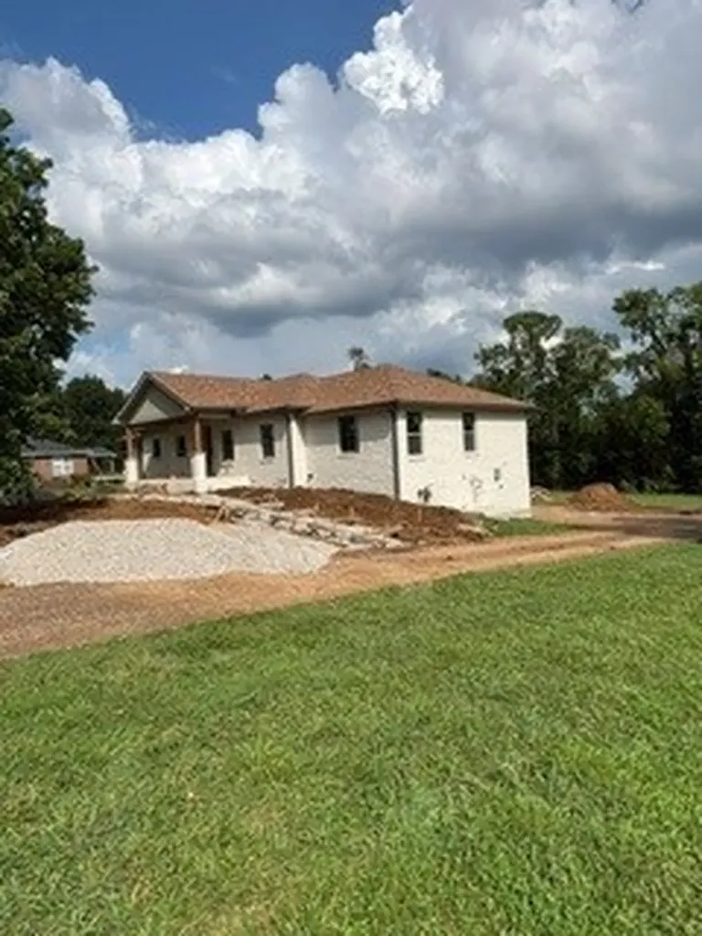 5057 Marc Drive Nashville TN 37211