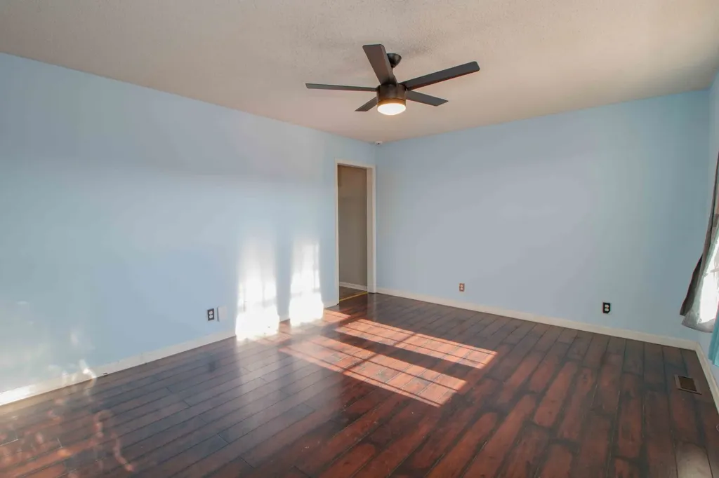 310 Congressman Drive Clarksville TN 37042
