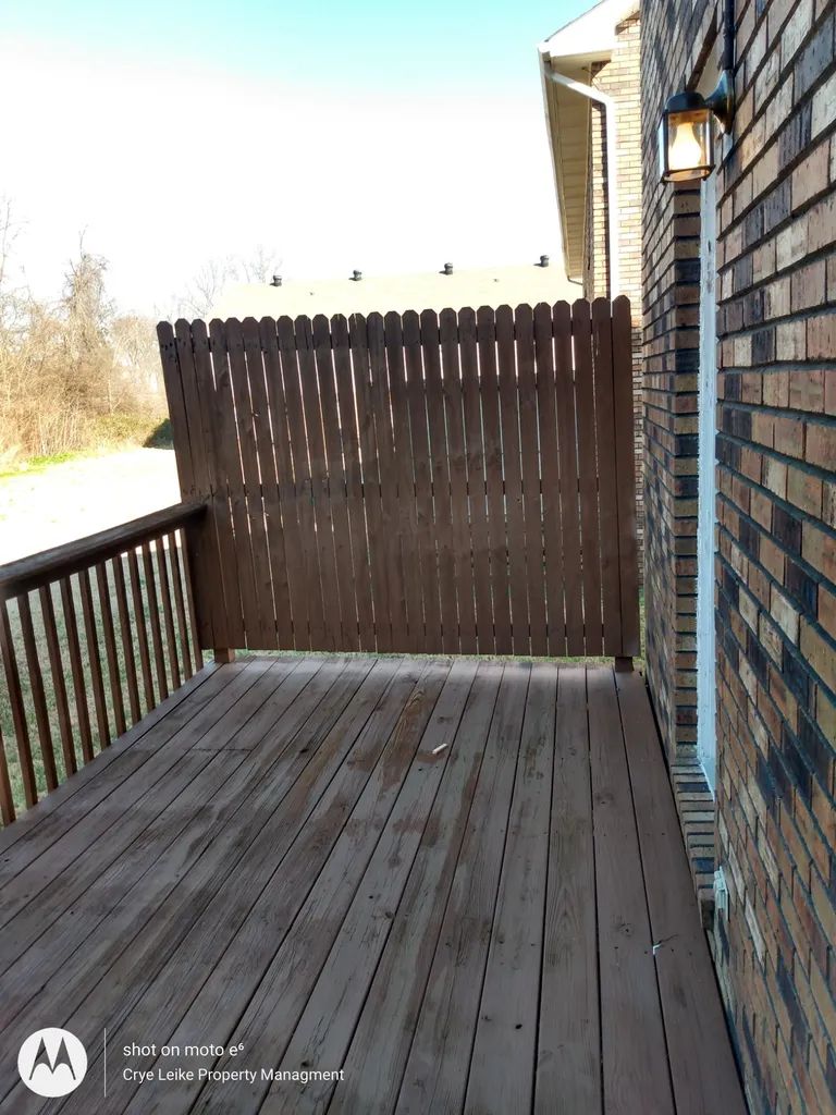 2306 Raleigh Court Clarksville TN 37043