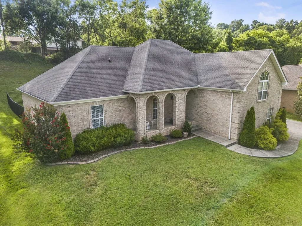 1009 Stafford Court Hendersonville TN 37075