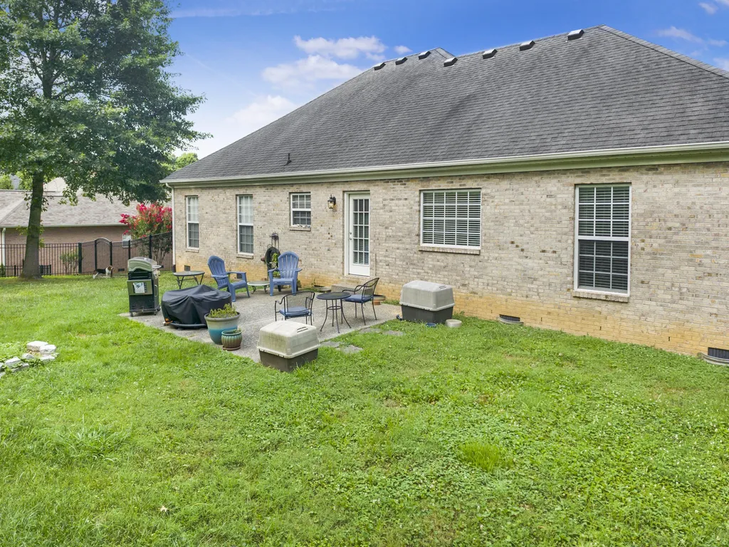 1009 Stafford Court Hendersonville TN 37075