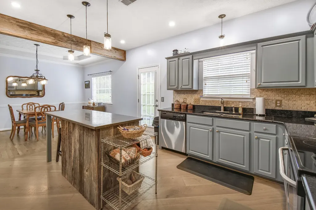1009 Stafford Court Hendersonville TN 37075