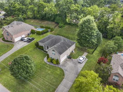 1009 Stafford Court Hendersonville TN 37075