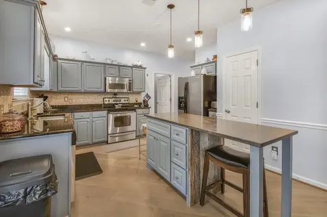1009 Stafford Court Hendersonville TN 37075