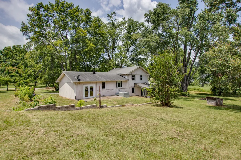 295 Hill Court Gallatin TN 37066