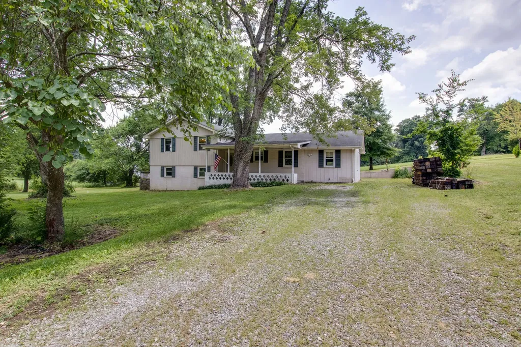 295 Hill Court Gallatin TN 37066