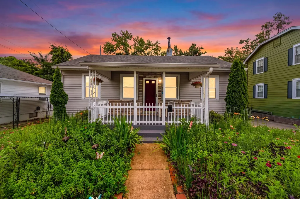 307 Hadley Avenue Old Hickory TN 37138