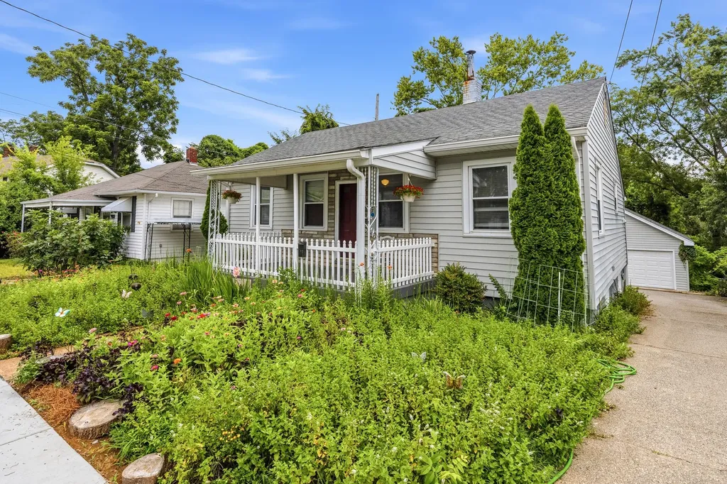 307 Hadley Avenue Old Hickory TN 37138