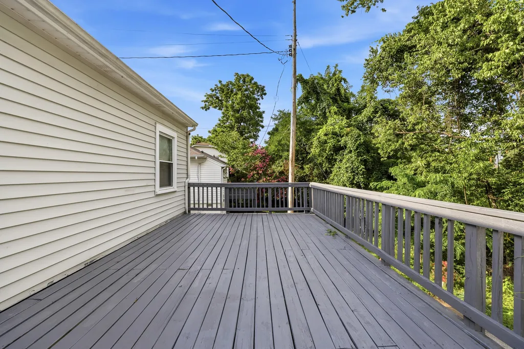 307 Hadley Avenue Old Hickory TN 37138
