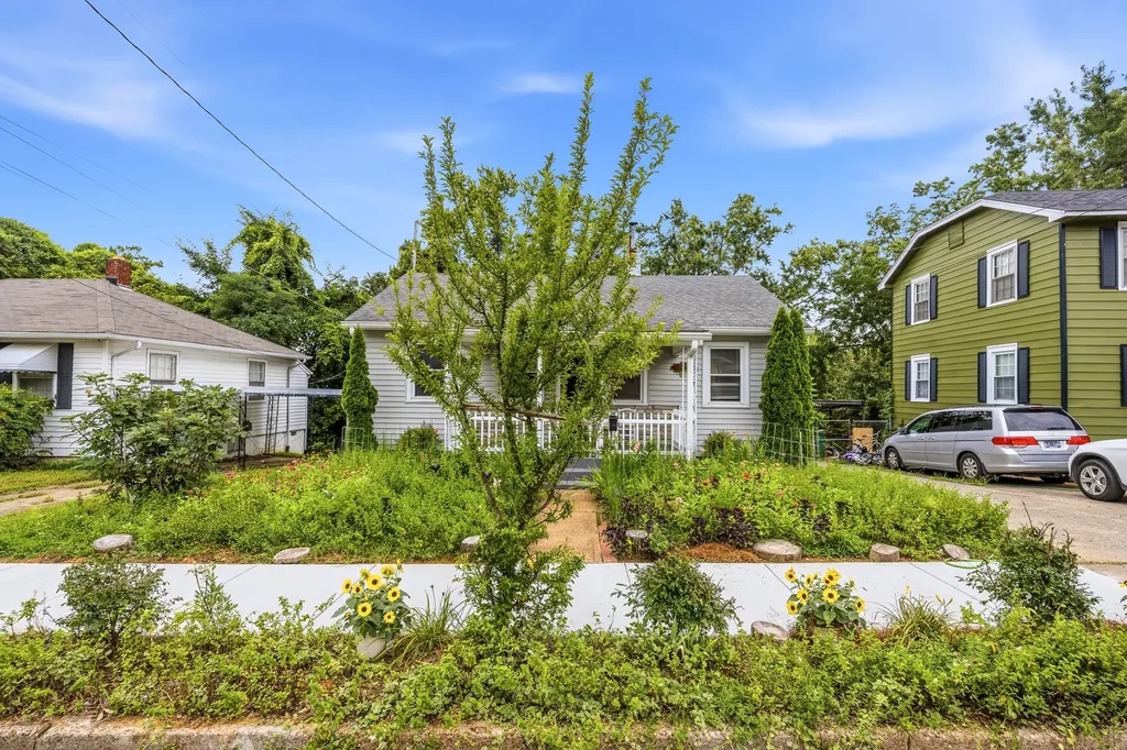307 Hadley Avenue Old Hickory TN 37138