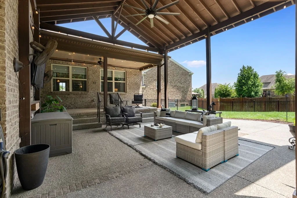 1094 Cantwell Place Spring Hill TN 37174