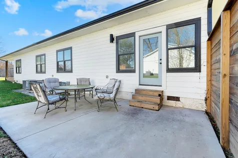 65 Duncan Lane Winchester TN 37398