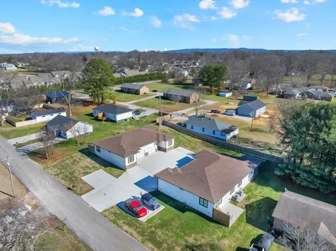 65 Duncan Lane Winchester TN 37398