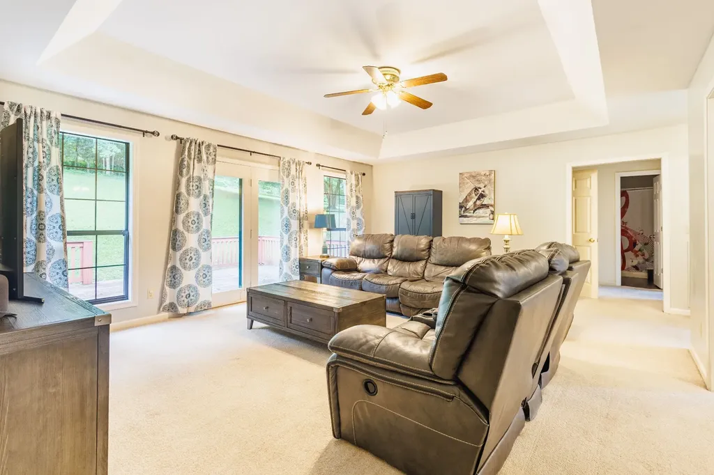 1562 Edgefield Court Cookeville TN 38506
