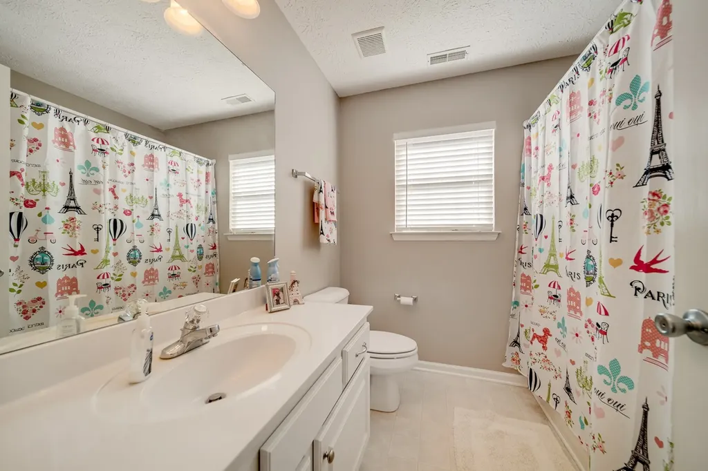 1013 Marshall Street Hendersonville TN 37075