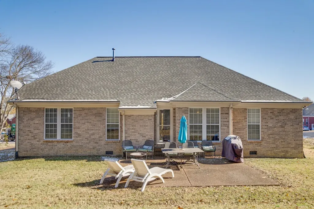 1013 Marshall Street Hendersonville TN 37075