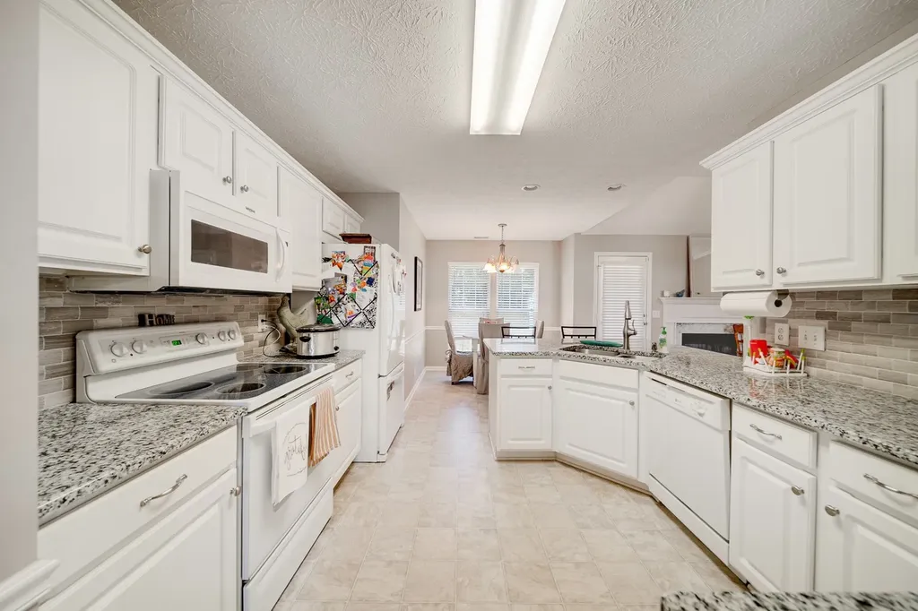 1013 Marshall Street Hendersonville TN 37075
