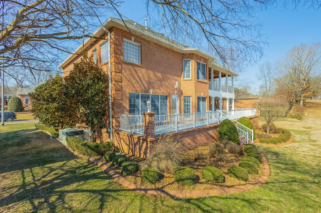114 Courtside Lane Tullahoma TN 37388
