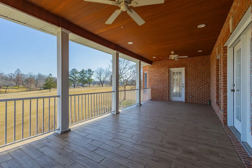 114 Courtside Lane Tullahoma TN 37388