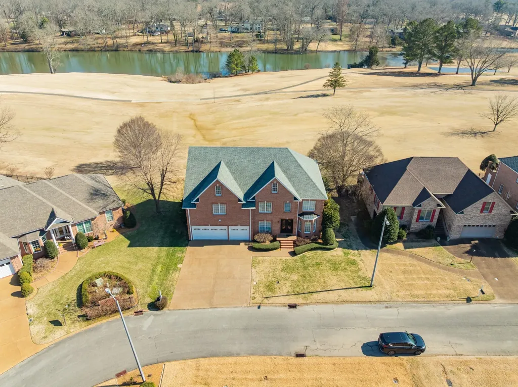 114 Courtside Lane Tullahoma TN 37388