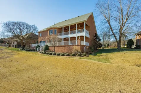 114 Courtside Lane Tullahoma TN 37388
