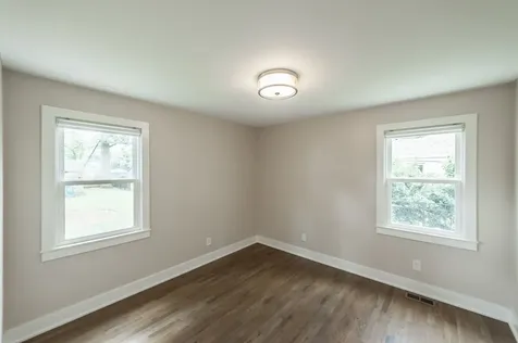 501 Brentlawn Drive Nashville TN 37220