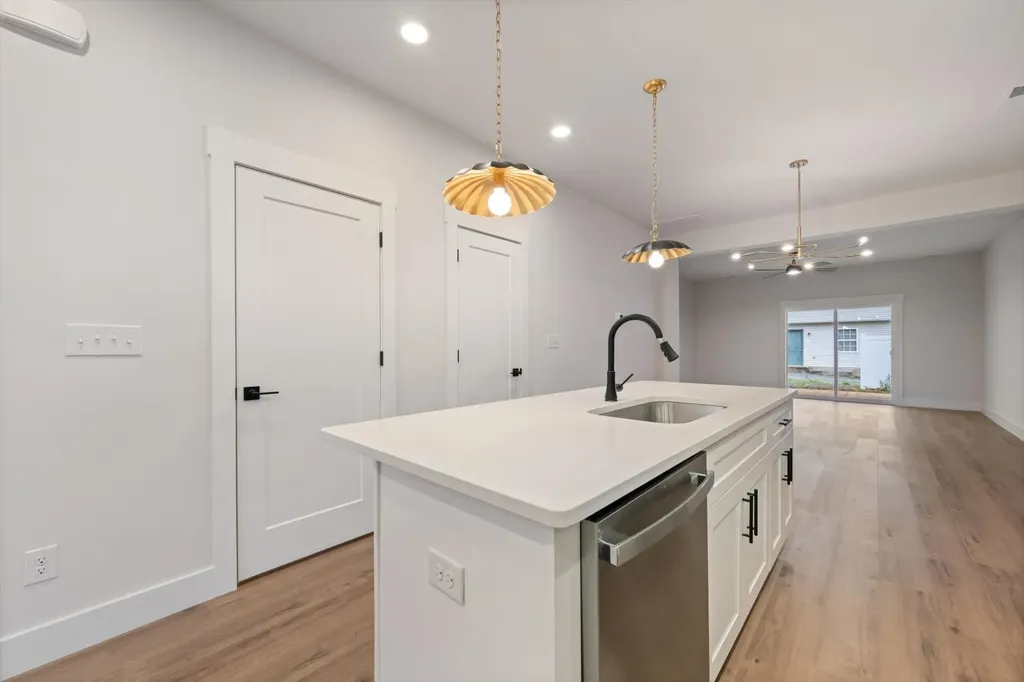1323 Bradyville Pike Murfreesboro TN 37130