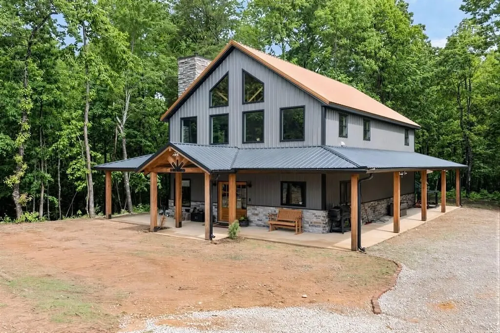 831 I B Maynard Street Spencer TN 38585