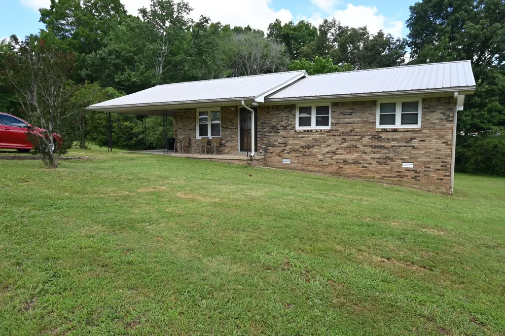 65 Glen Rich Drive Parsons TN 38363