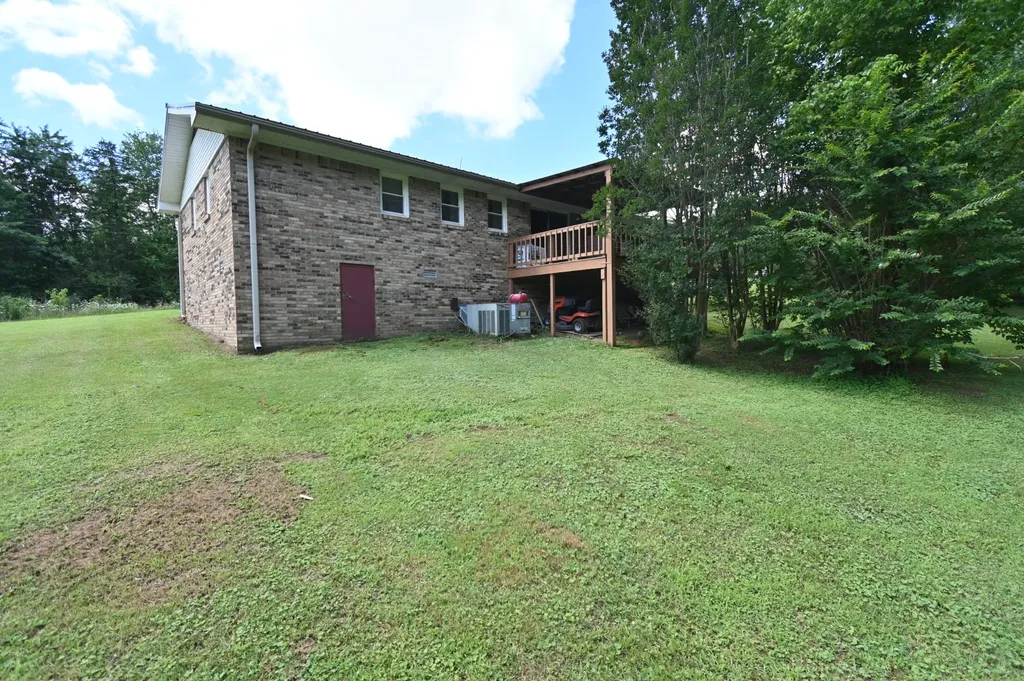 65 Glen Rich Drive Parsons TN 38363
