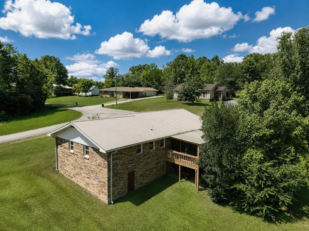 65 Glen Rich Drive Parsons TN 38363