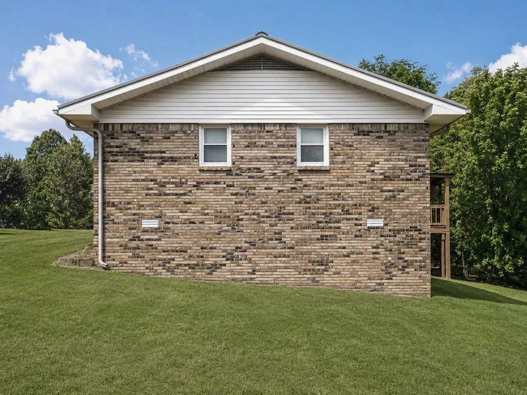 65 Glen Rich Drive Parsons TN 38363