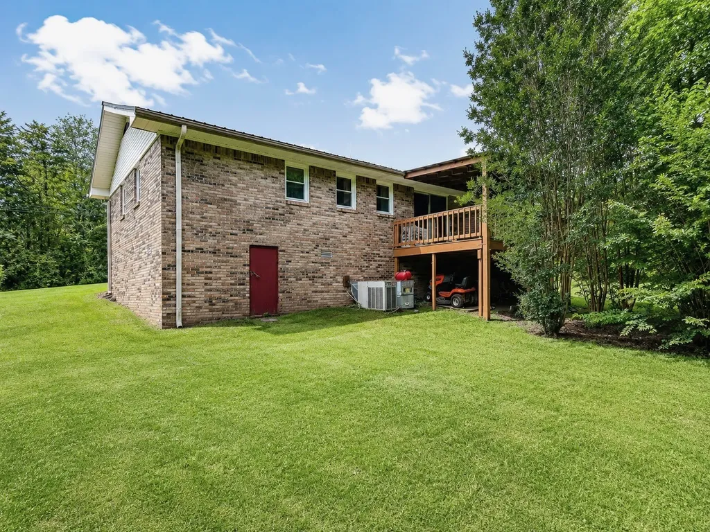 65 Glen Rich Drive Parsons TN 38363