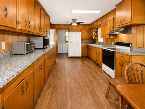 65 Glen Rich Drive Parsons TN 38363