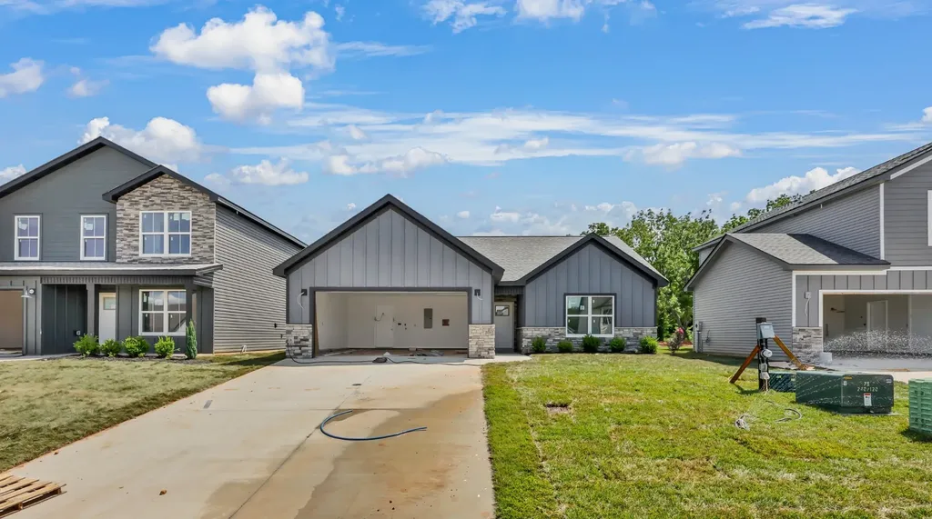 2689 Brewster Drive Clarksville TN 37042