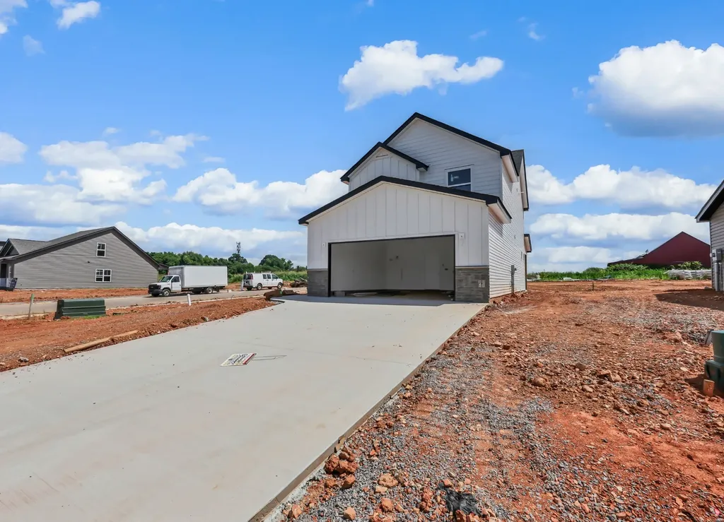 2697 Brewster Drive Clarksville TN 37042