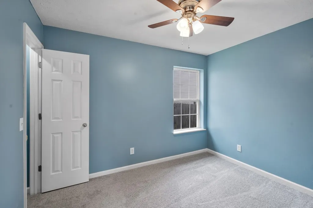 604 Hugh Duffy Cove La Vergne TN 37086