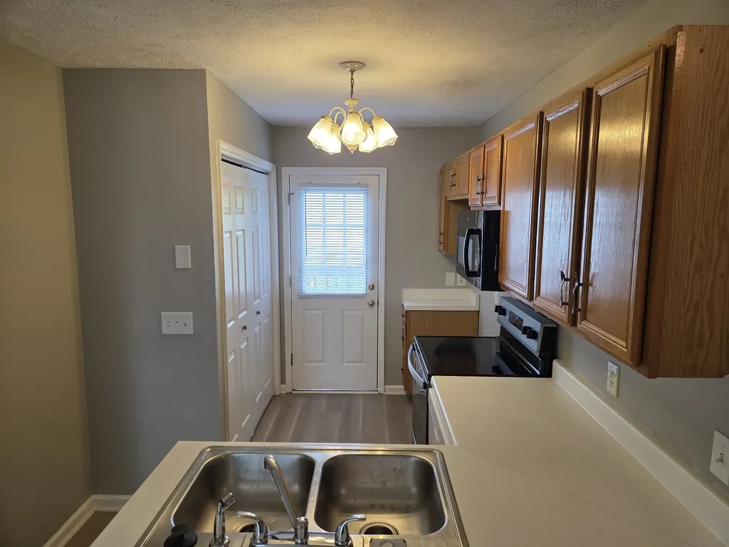 604 Hugh Duffy Cove La Vergne TN 37086
