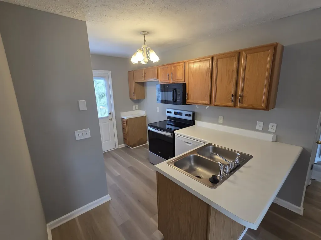 604 Hugh Duffy Cove La Vergne TN 37086
