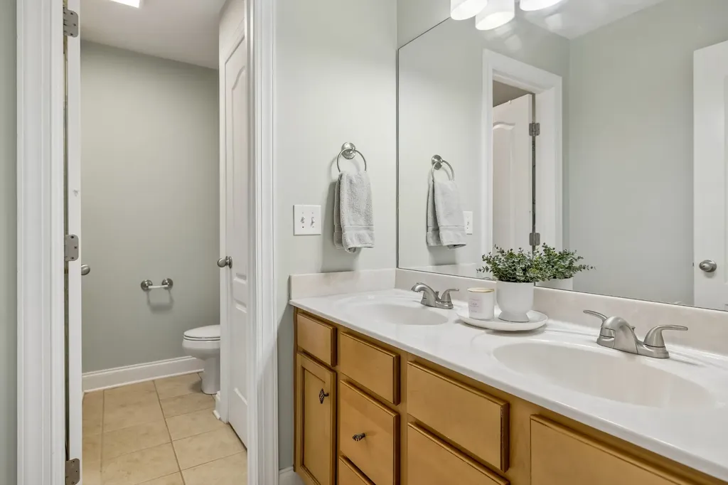 1043 Stonehollow Way Mount Juliet TN 37122